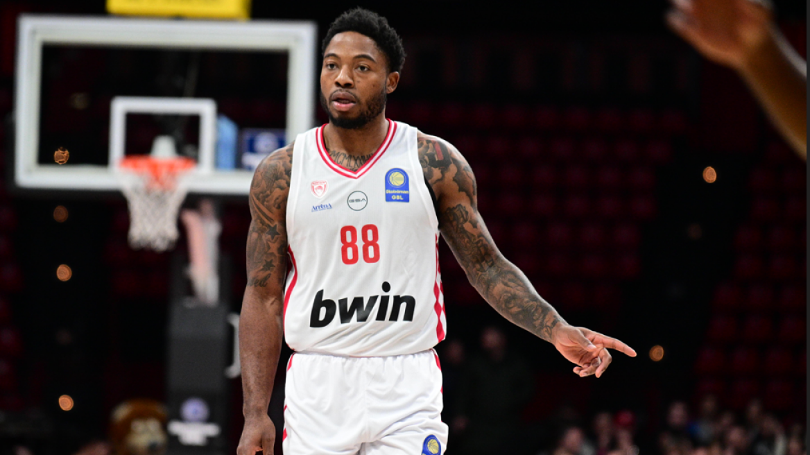 Ολυμπιακός: Ντεμπούτο στη Euroleague για τον Ταϊρίκ Τζόουνς 