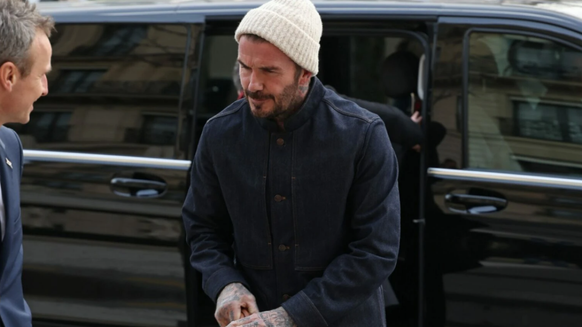 Ο Ντέιβιντ Μπέκαμ με την ιστορική τσάντα Hermès Haut à Courroies σε ένα στυλιστικό στιγμιότυπο που δεν πέρασε απαρατήρητο
