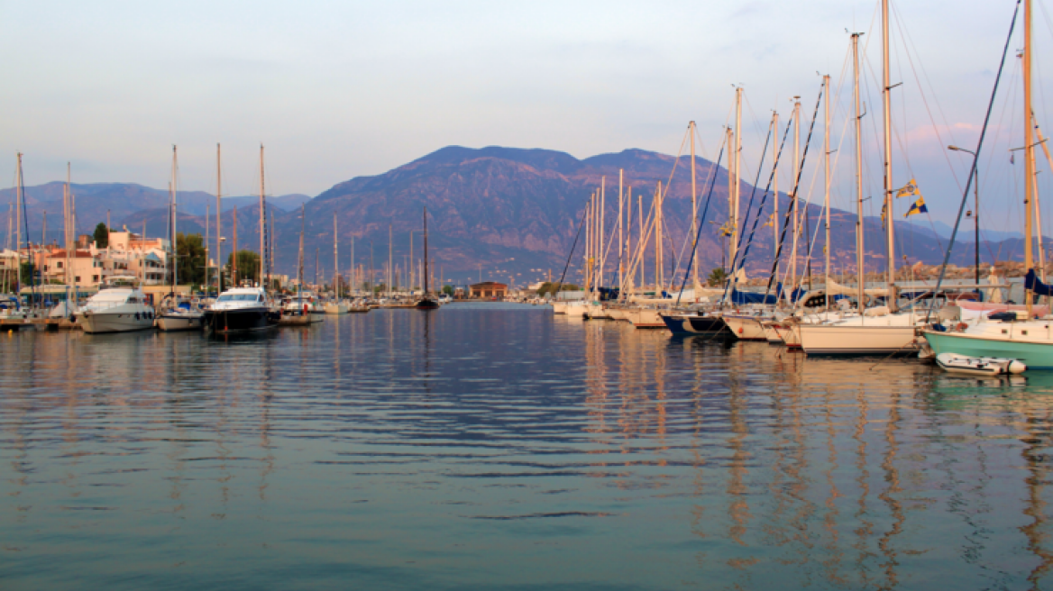 Εντοπίστηκε νεκρός 88χρονος Γερμανός μέσα στο σκάφος του στη Καλαμάτα