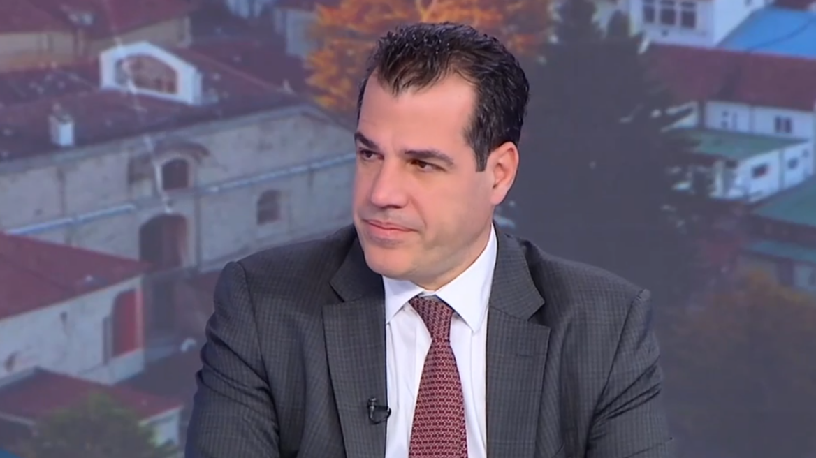 Πλεύρης: Η Ελλάδα στέκεται δίπλα στην Κύπρο, είμαστε με τη Δύση, κίνδυνος μεταναστευτικών ροών αν παραταθεί η κρίση

