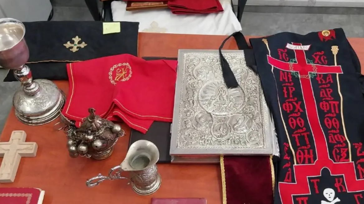 Συνελήφθη 47χρονος που είχε καθαιρεθεί και έκανε παράνομες λειτουργίες σε σπίτι στα Ιωάννινα εξαπατώντας πιστούς