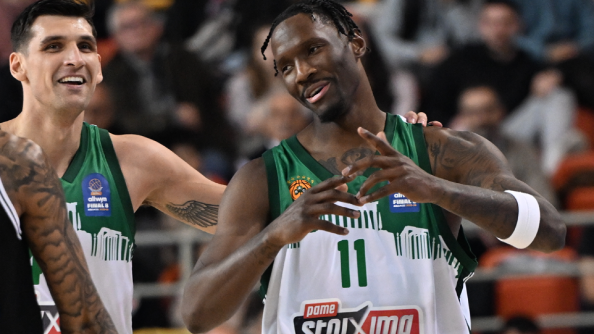 Ντεμπούτο του Νάιτζελ Χέιζ  Ντέιβις με τη φανέλα του Παναθηναϊκού, βίντεο 