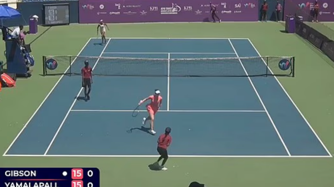 Αγώνας τένις στην Ινδία διακόπηκε λόγω εισβολής σμήνους μελισσών, βίντεο 