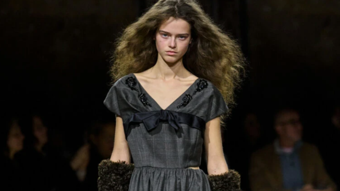 Τα ωραιότερα look από την Εβδομάδα Μόδας του Λονδίνου
