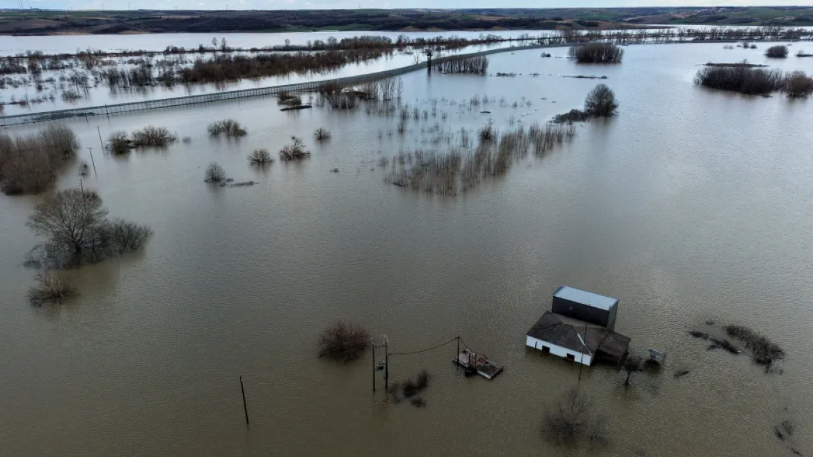 Τον στρατό ζητά το Σουφλί για το ανάχωμα στο Τυχερό, φόβοι για απώλεια 40.000 στρεμμάτων από τις πλημμύρες στον Έβρο