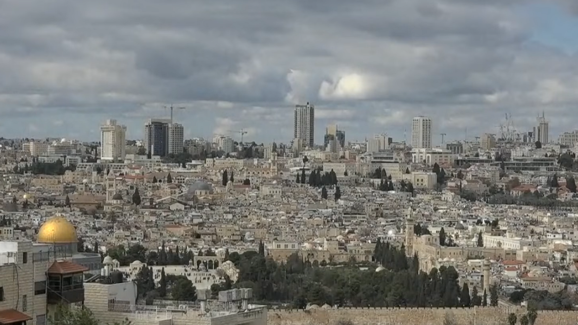 Δείτε live εικόνα από την Τεχεράνη και το Τελ Αβίβ μετά την επίθεση στο Ιράν