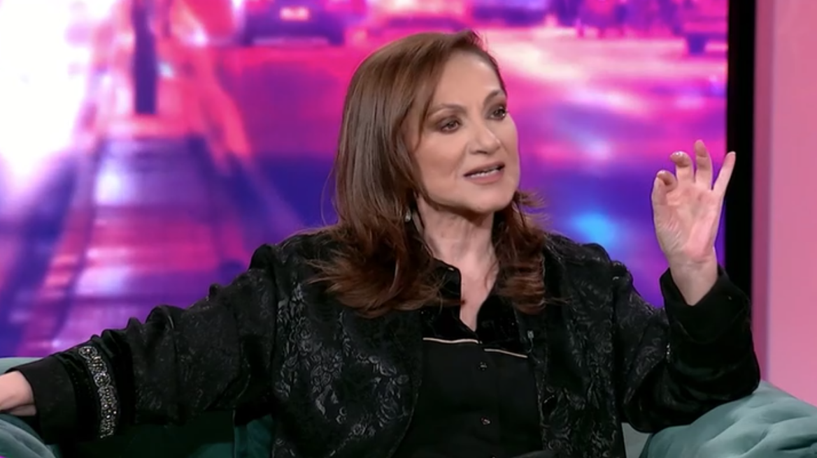 Φιλαρέτη Κομνηνού: Η προστασία της Λάσκαρη, η πρόβα με διάσειση με τον Βουτσινά και οι ακρίδες που έφαγε στο Μεξικό