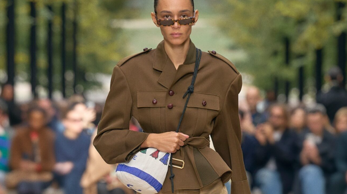 Πέντε ελαφριά πανωφόρια για τη φετινή άνοιξη
