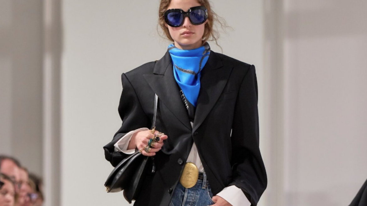 Η νέα ζώνη της Celine κάνει κάθε look να δείχνει πολύ πιο cool

