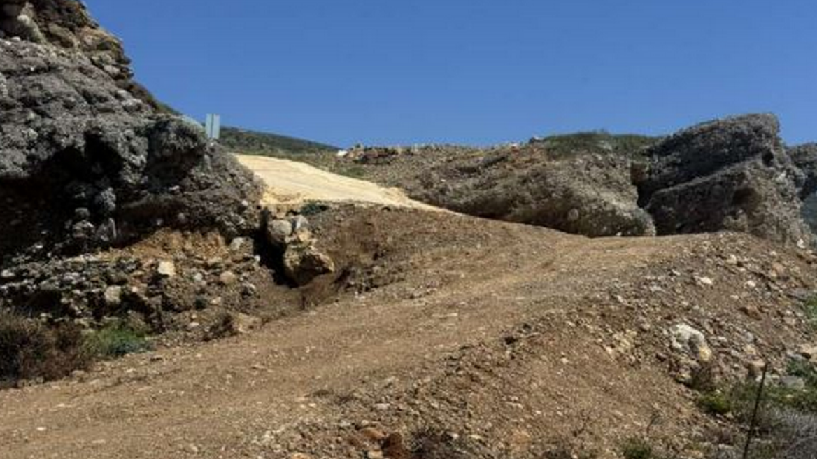 Άνοιξαν δρόμο σε περιοχή Natura στην παραλία στα Φαλάσαρνα, υποβλήθηκε μήνυση