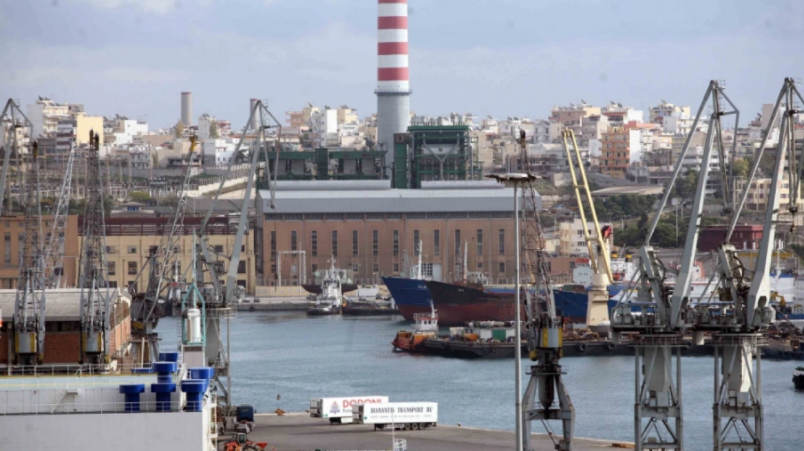 Τραυματισμός 23χρονου ναυτικού στη Ναυπηγοεπισκευαστική Ζώνη Περάματος