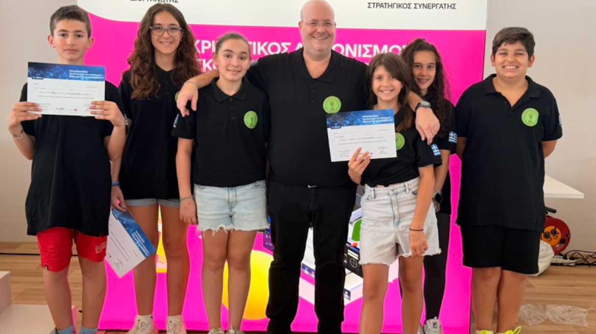 Διεθνείς διακρίσεις για τα Σύγχρονα Εκπαιδευτήρια Μάνεση στη Ρομποτική
