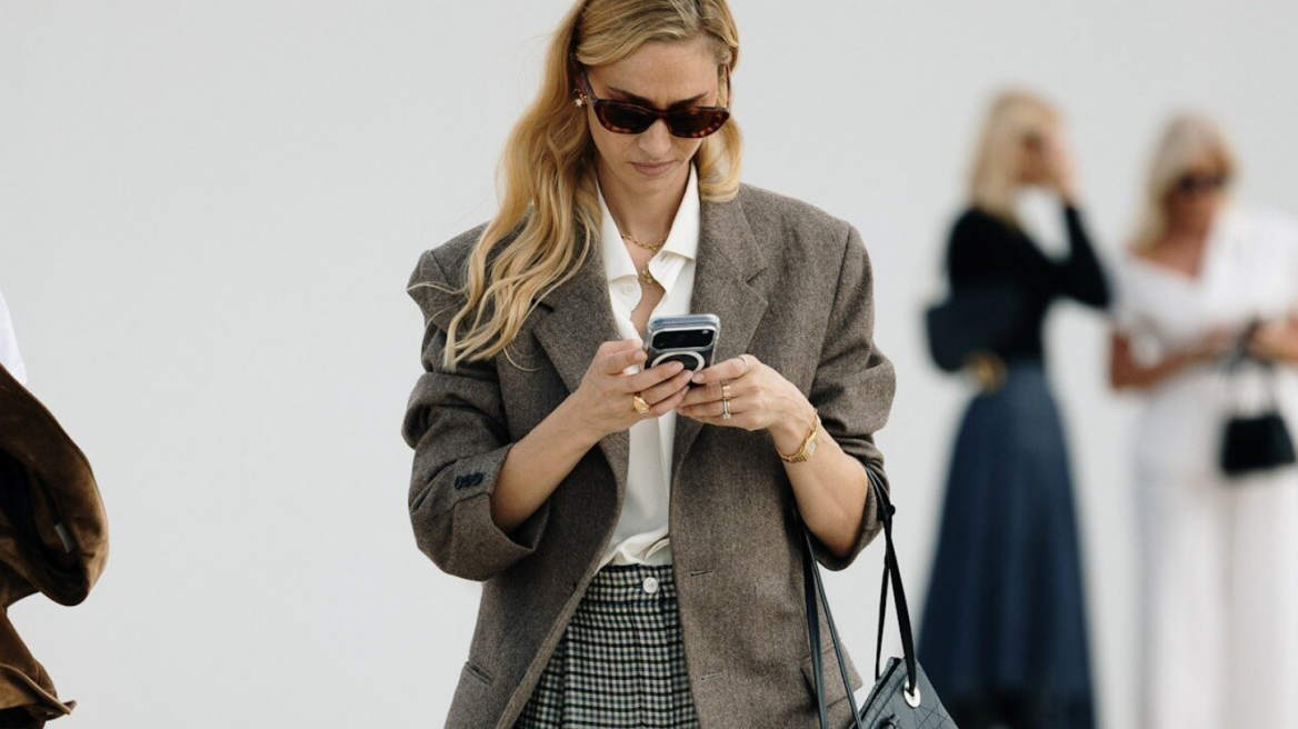 Οι ωραιότερες street style εμφανίσεις από τους δρόμους του Παρισιού