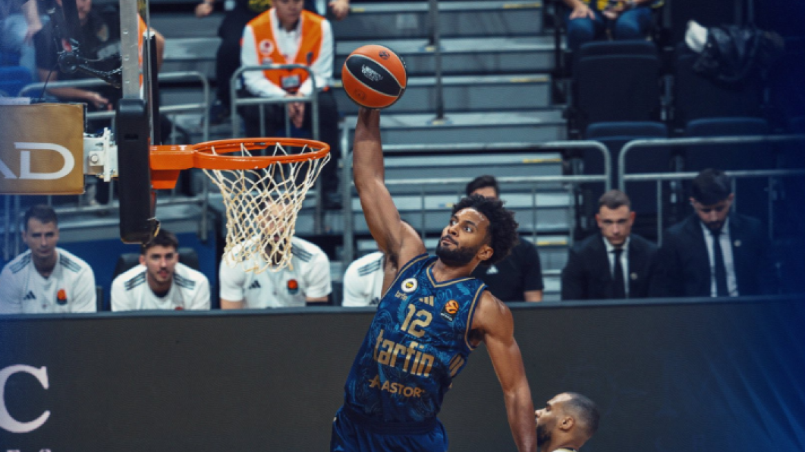 Φενερμπαχτσέ-Ντουμπάι BC 76-66: Οι Τούρκοι πήραν το ντέρμπι της 3ης αγωνιστικής της Euroleague και έκαναν το 3χ3