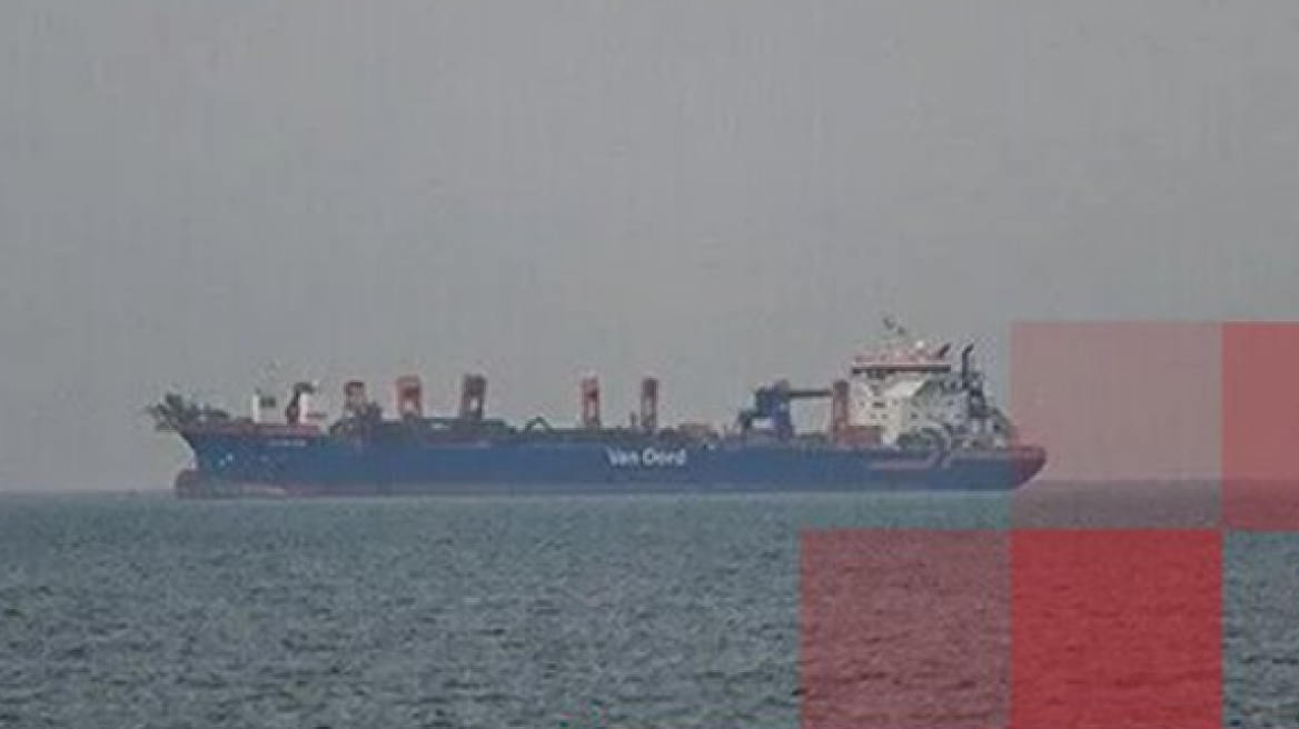 Χτύπησαν crude tanker μια ανάσα από τις ακτές του Ομάν
