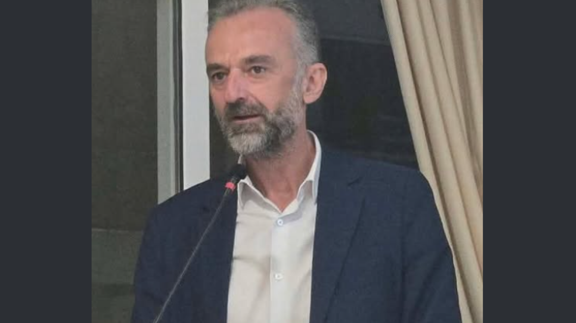 Θεοδωράκης (ΕΛΑΣ): Δεν αποδέχομαι την έδρα του Ζαμπάρα, ήμουν και θα είμαι δίπλα στον Τσίπρα
