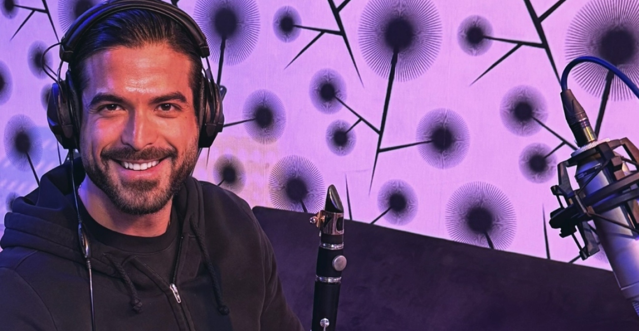 Συνελήφθη ο Άρης Μουγκοπέτρος μετά από μήνυση της συζύγου του για ενδοοικογενειακή απειλή