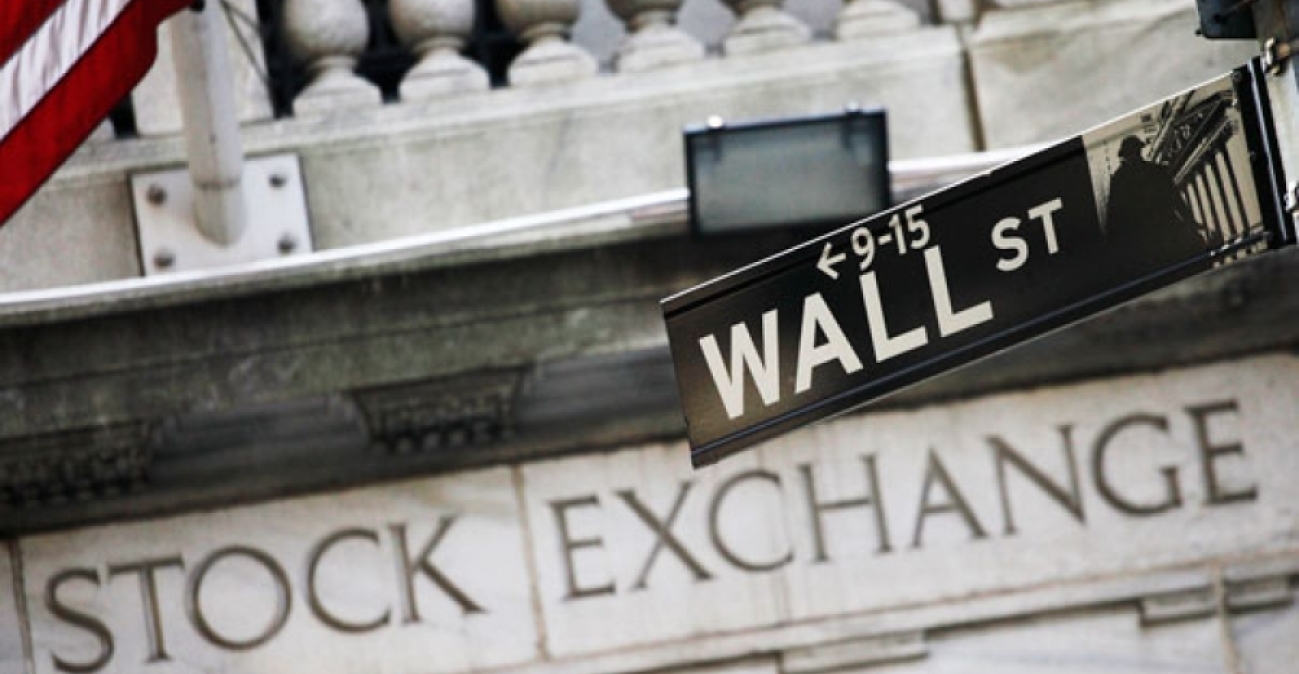 Εκρηκτικό «ράλι» στη Wall Street μετά την εκεχειρία, κέρδη άνω του 2,5% - Έπεσε κάτω και από τα 95 δολάρια το πετρέλαιο