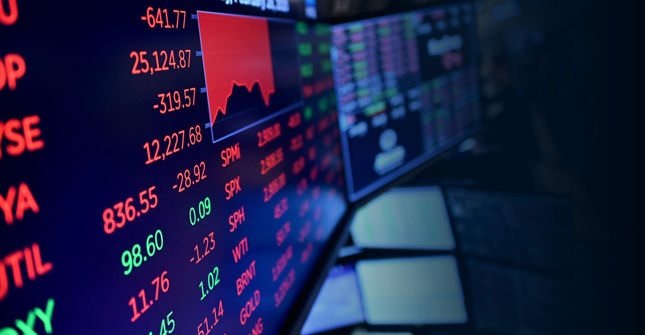 Wall Street: Μικρές διακυμάνσεις και ήπιες απώλειες μετά τις δηλώσεις Τραμπ για την Fed
