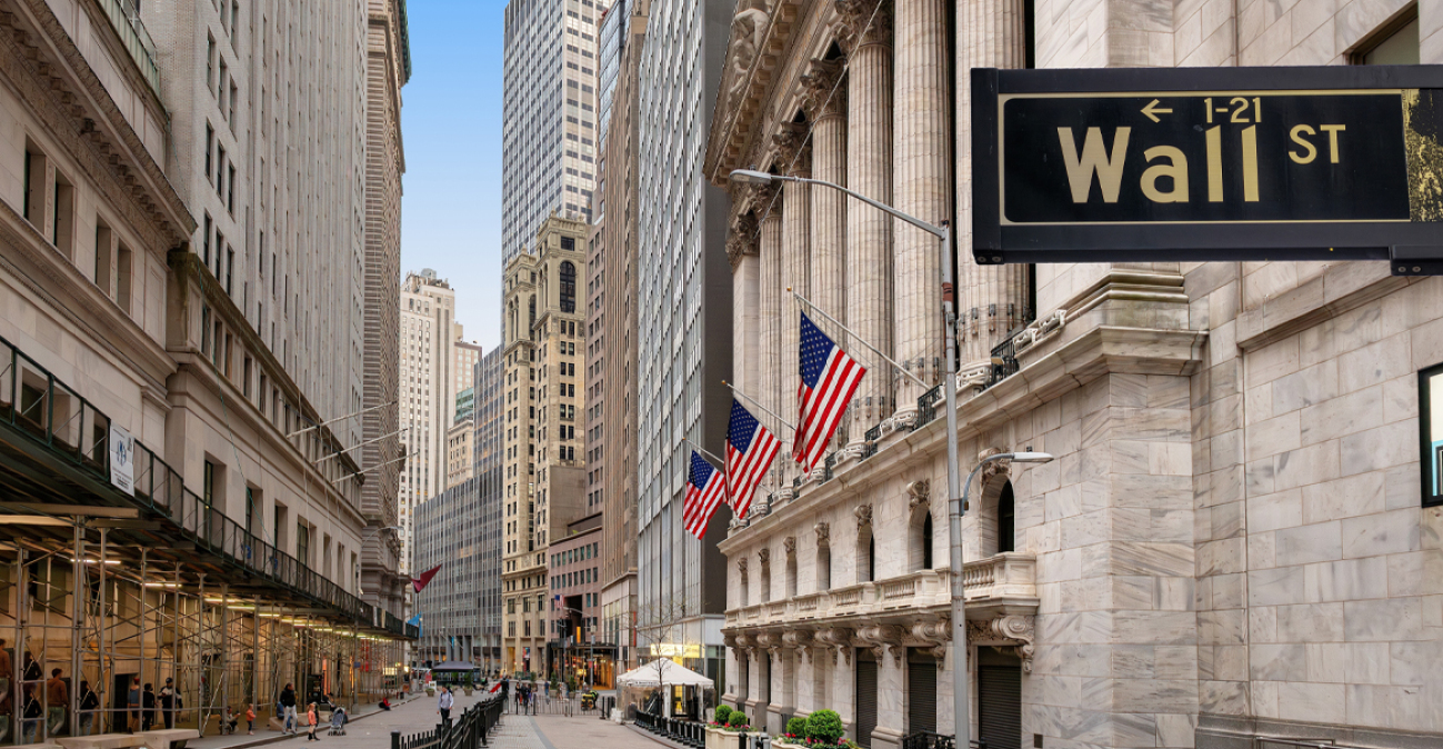 Μικρές απώλειες στη Wall Street: Κομβικός ο ρόλος των πετρελαϊκών τιμών
