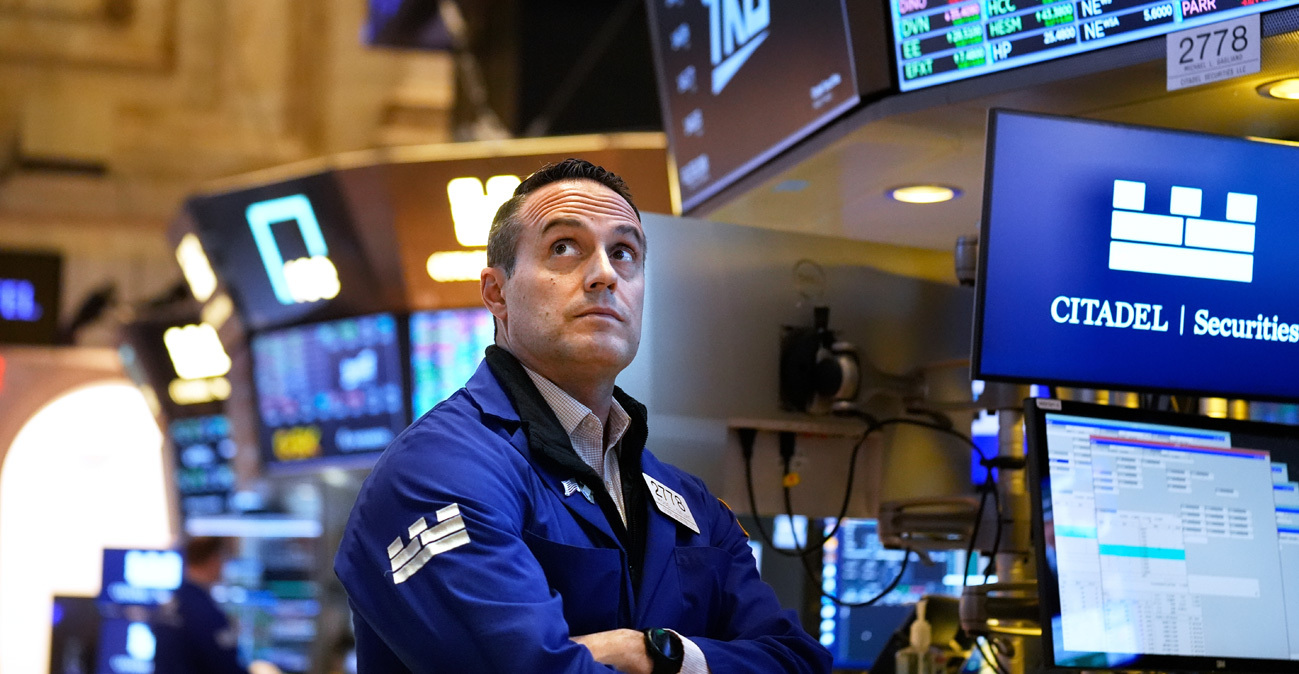 Συνεδρίαση υψηλής μεταβλητότητας στη Wall Street – Κατεύθυνση αναζητούν οι επενδυτές
