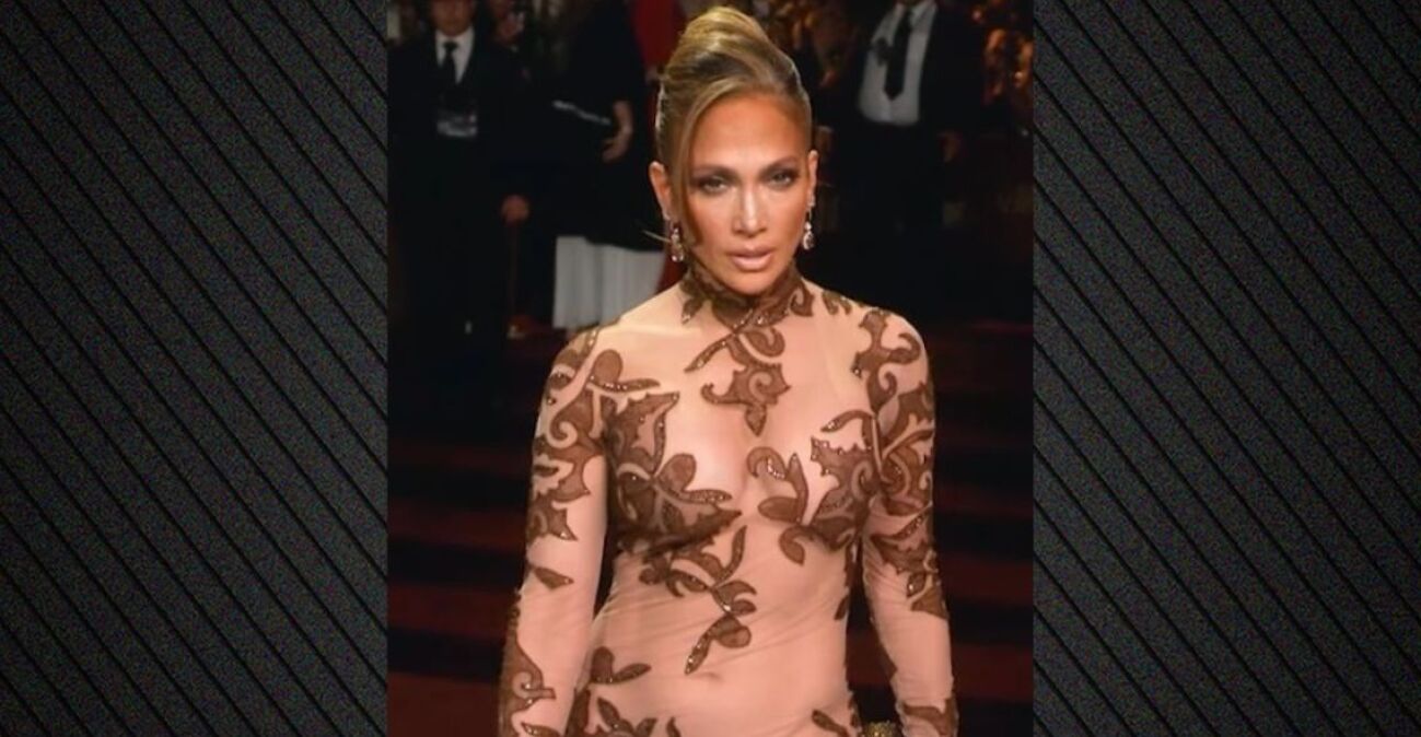 Η απάντηση για το σκηνικό με την Τζένιφερ Λόπεζ στο κόκκινο χαλί των Χρυσών Σφαιρών