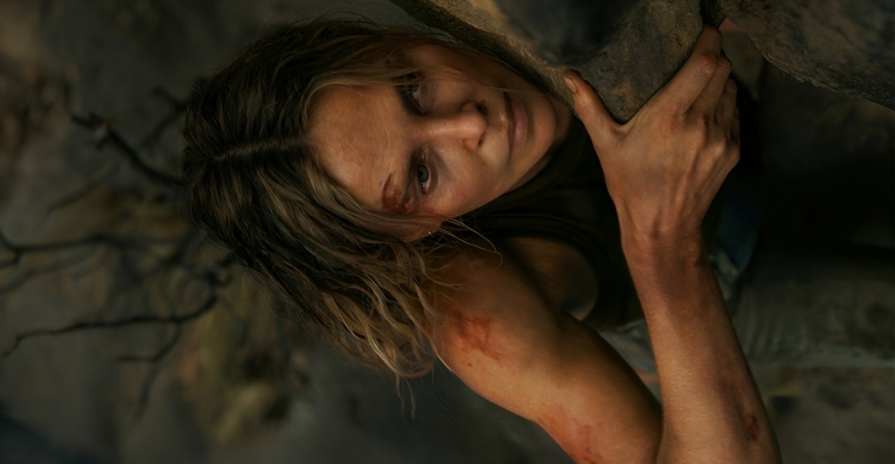 Η Σαρλίζ Θερόν έρχεται αντιμέτωπη με έναν εφιάλτη στην άγρια φύση της Αυστραλίας στο θρίλερ «Apex»