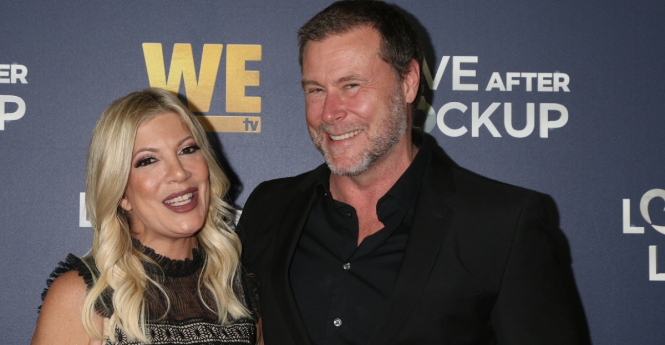 Η Τόρι Σπέλινγκ δεν θέλει να βγαίνει ραντεβού μετά το διαζύγιο με τον Ντιν ΜακΝτέρμοτ: Τα προσωπικά μου μπορούν να περιμένουν