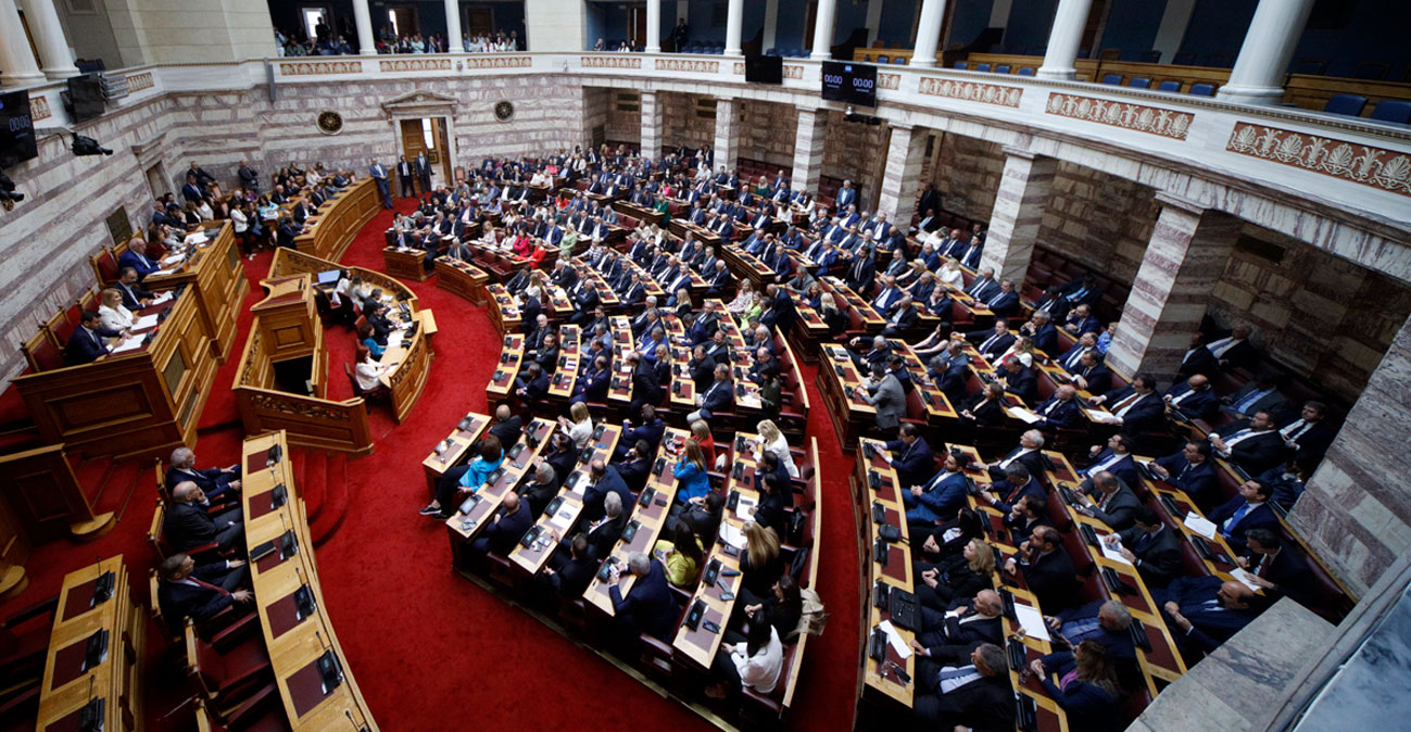 Ψηφίζονται σήμερα τα νέα μέτρα για το μεταναστευτικό: Έρχεται φυλακή για όσους δεν παίρνουν άσυλο, αντιδρά η αντιπολίτευση