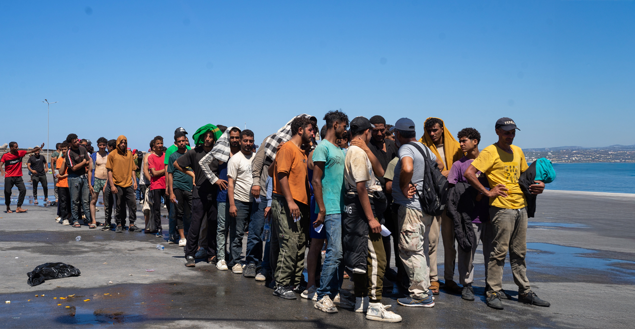 Μεταναστευτικό: Σύλληψη και κράτηση μεταναστών για να «φτάσει» το μήνυμα στη Λιβύη - Γιατί η κυβέρνηση σκληραίνει τη στάση της