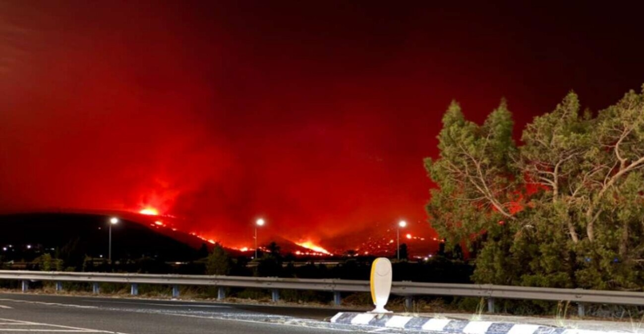 Πύρινη κόλαση στην Κύπρο με δύο νεκρούς - Θρίλερ με τον απεγκλωβισμό δεκάδων ανθρώπων, στέλνει ενισχύσεις η Ισπανία