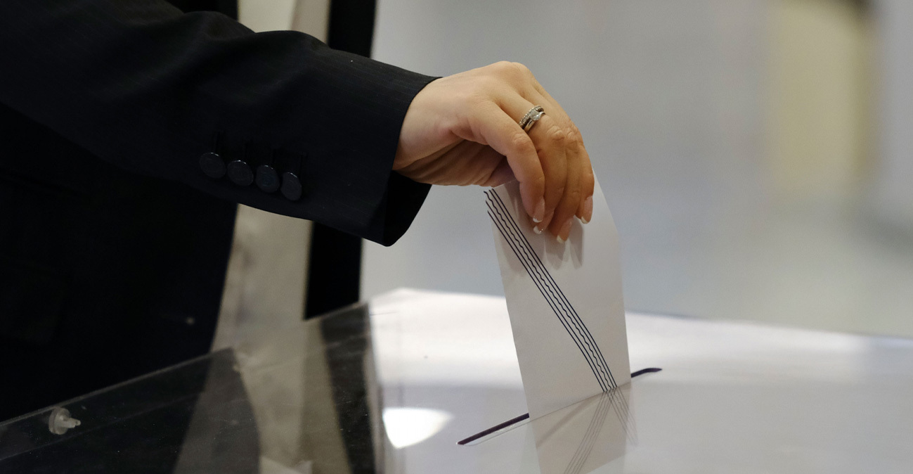 Real Polls: Τρεις μονάδες πάνω η ΝΔ στο 29,1%, στο 16,1% ο Τσίπρας, στο 13,1% η Καρυστιανού, μονοψήφιο το ΠΑΣΟΚ 