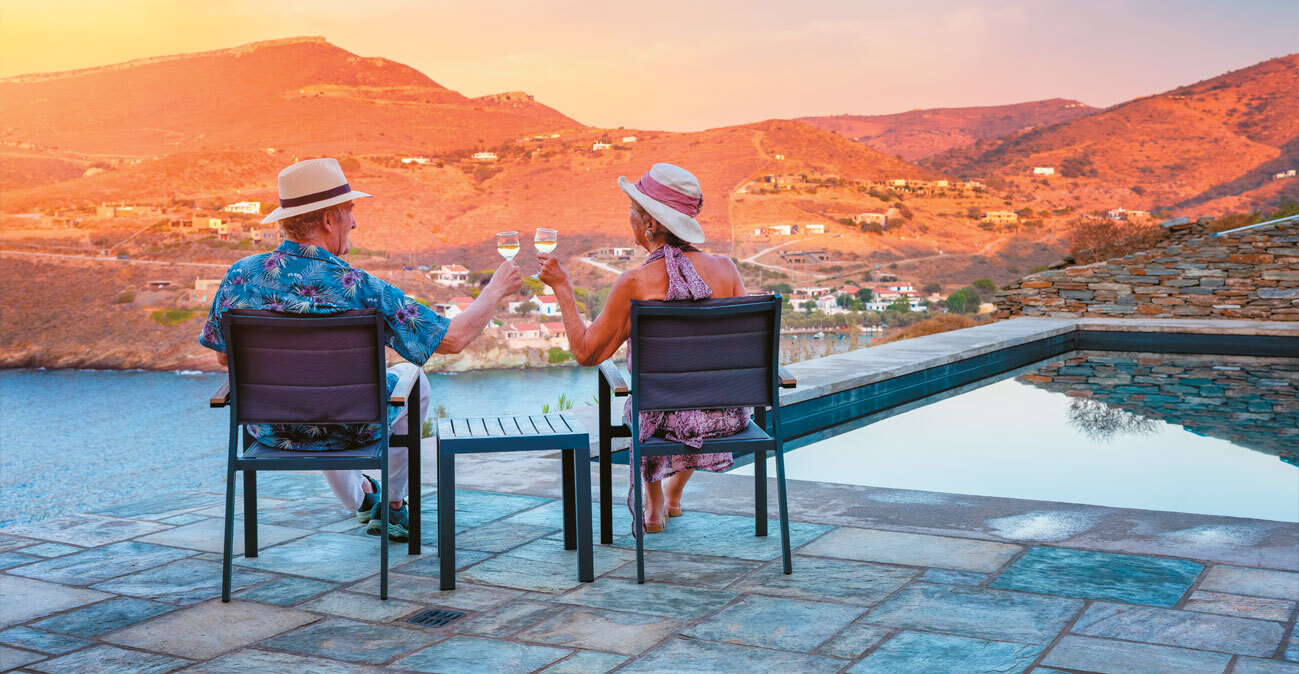 Ελλάδα, η καλύτερη χώρα για τους συνταξιούχους: Το «easy living» και οι επτά λόγοι που την καθιστούν ελκυστικό προορισμό για τους απόμαχους