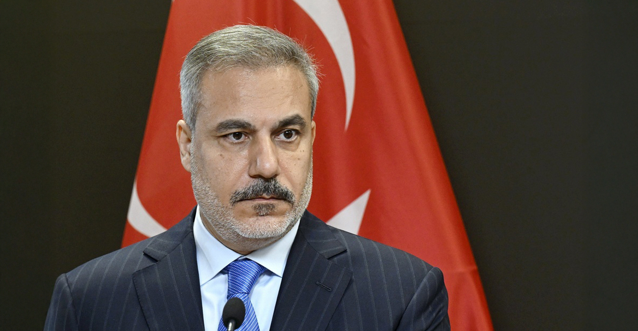 Σε τεντωμένο σχοινί οι «λειτουργικές σχέσεις» της Ελλάδας με την Τουρκία: Τι κρύβουν οι δηλώσεις Φιντάν και ο εκνευρισμός της Άγκυρας