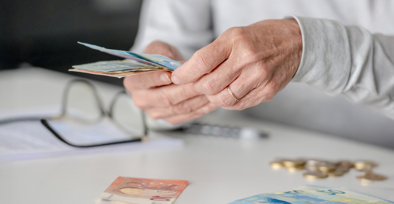 Από Παρασκευή η καταβολή των αυξημένων συντάξεων, ποιοι θα δουν περισσότερα χρήματα λόγω προσωπικής διαφοράς