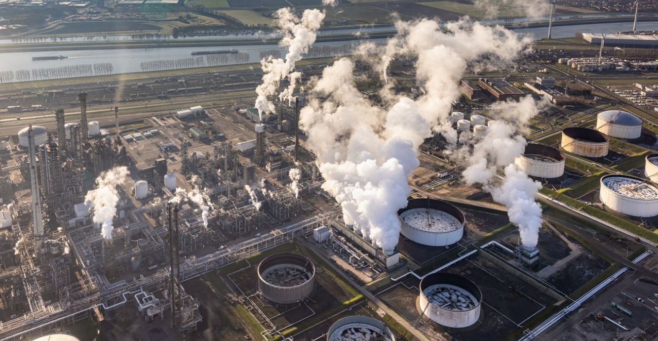 Βάσεις για να γίνει η Ελλάδα κόμβος και για την μεταφορά και υγροποίηση διοξειδίου του άνθρακα με έργα άνω των 4 δισ. ευρώ