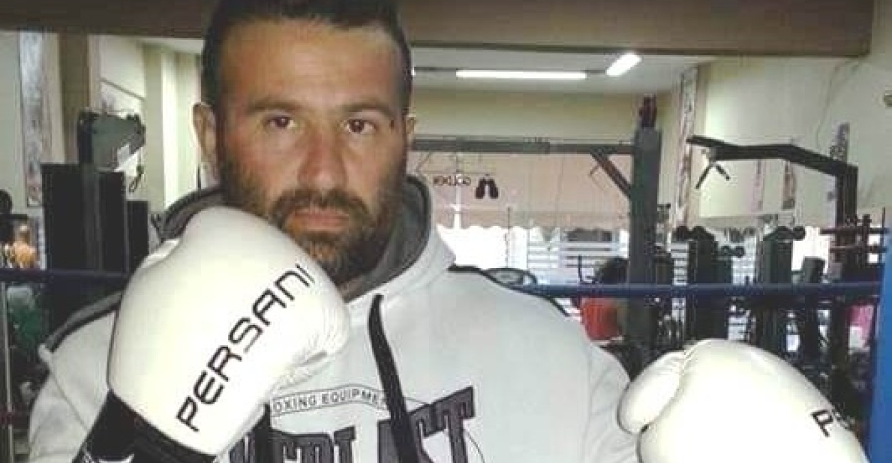 Περιτονίτιδα και ισχαιμικό επεισόδιο έδειξε η νεκροψία του 43χρονου μποξέρ στο Αίγιο