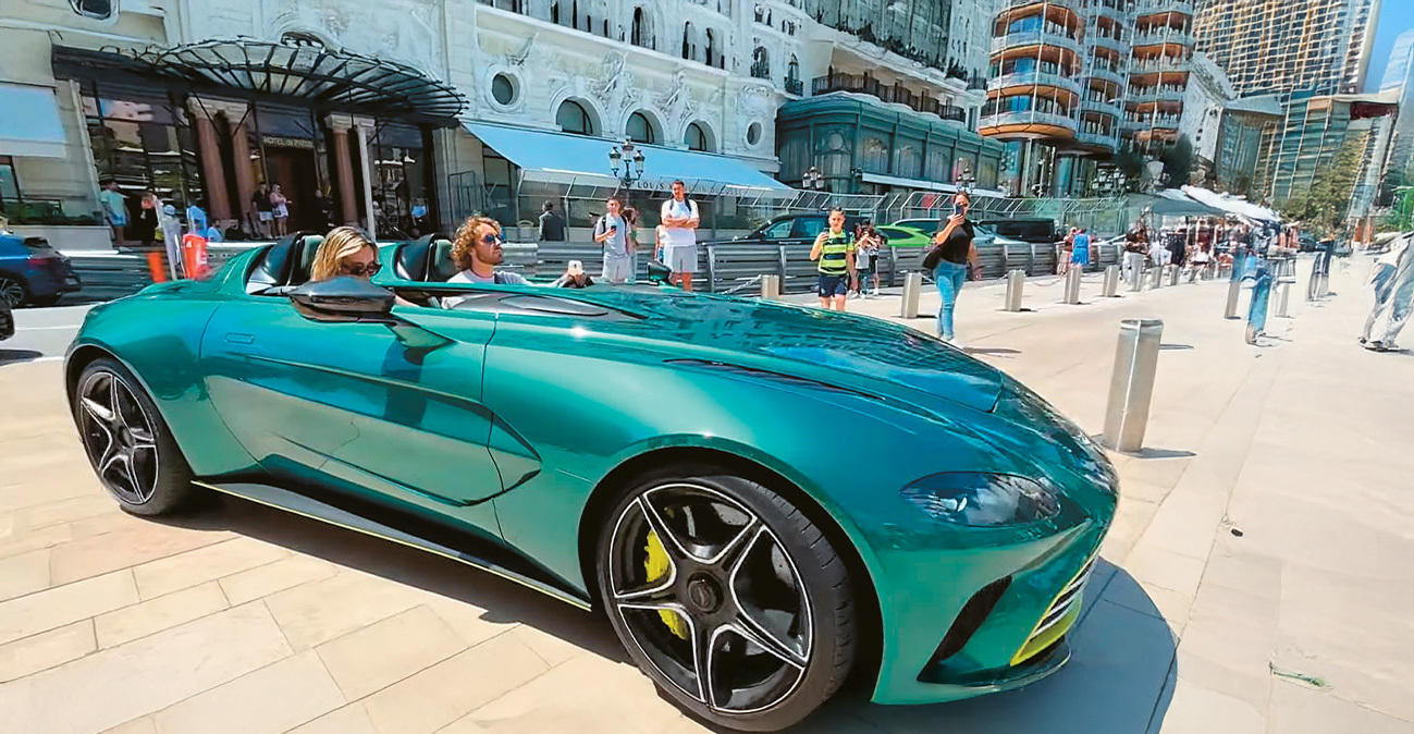 Στέφανος Τσιτσιπάς: Στον κατήφορο με 213 χλμ./ώρα 