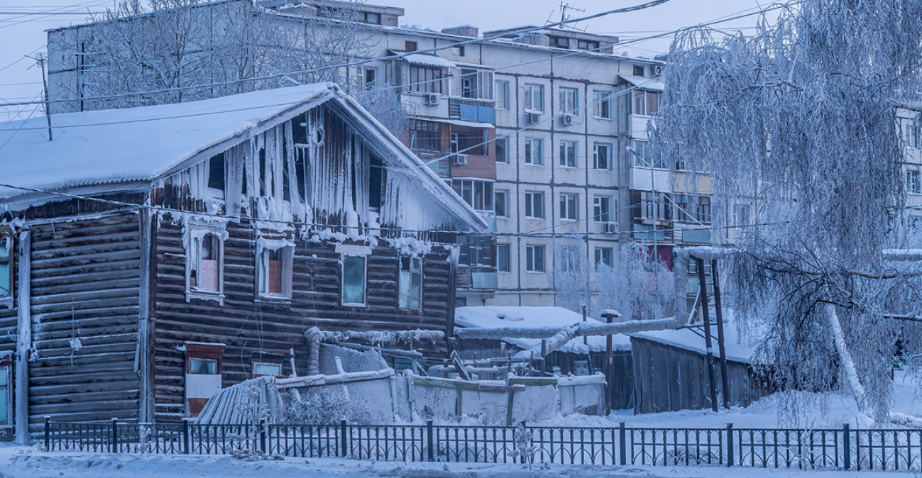Δείτε βίντεο: Ακόμη και στους -45 βαθμούς Κελσίου, η πιο κρύα πόλη του κόσμου λειτουργεί κανονικά