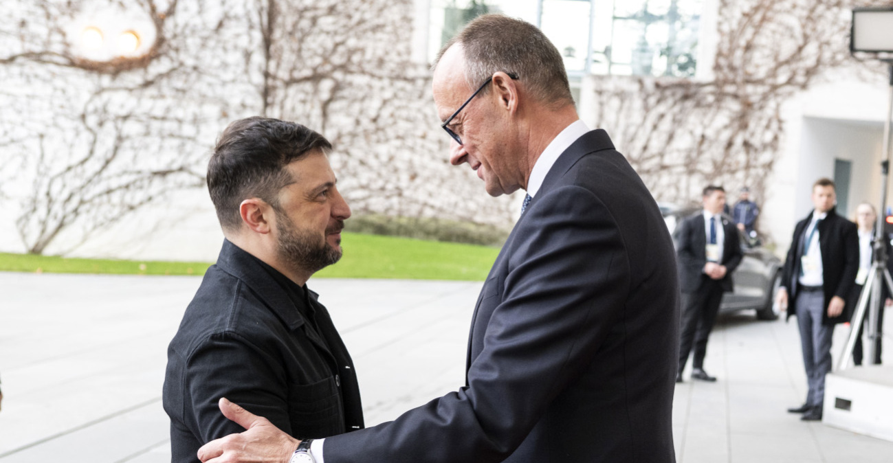 Στο Βερολίνο ο Ζελένσκι: Οι ΗΠΑ λένε ότι το 90% των ζητημάτων έχει λυθεί και επιμένουν για Ντονμπάς, ο ρόλος του Κούσνερ και το σχέδιο για την άμυνα