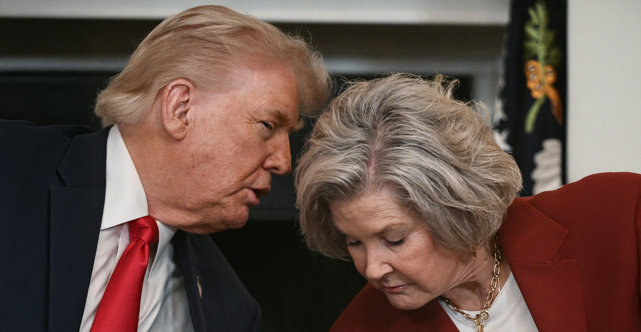 Χαρακτήρισε ή όχι τον Τραμπ «εκδικητικό με προσωπικότητα αλκοολικού» η προσωπάρχης του Λευκού Οίκου; Το Vanity Fair λέει ναι, η ίδια διαψεύδει