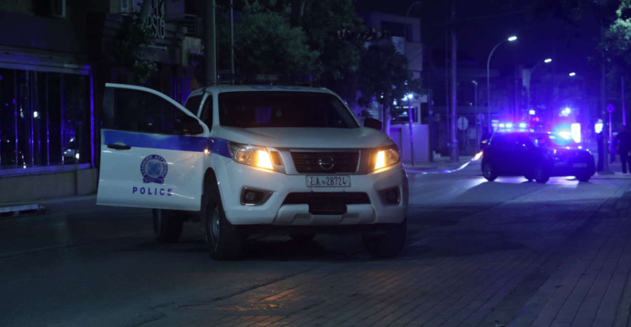 «Σβήσε το όχημα, κάτω»: Η στιγμή της σύλληψης του 16χρονου γιου του Κατρίνη στο Χαλάνδρι