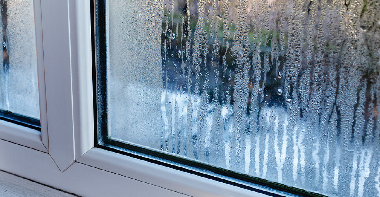 Οι 8 λόγοι που το σπίτι έχει υγρασία και πώς να την αντιμετωπίσετε