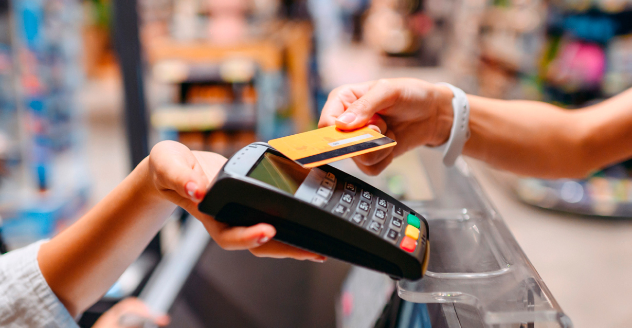 Γιατί το 112 για την κακοκαιρία εμφανίστηκε και σε ορισμένα POS,  τι απαντάει το Υπουργείο Κλιματικής Κρίσης