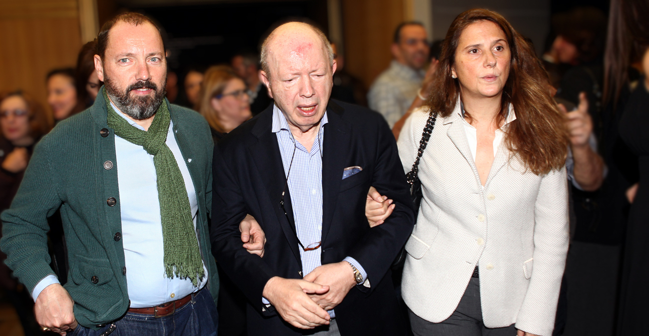 Επεισόδιο Νο3 στον εμφύλιο Ψυχάρη: «Θα τρίζουν τα κόκαλα του πατέρα σου», απαντά η χήρα στον γιο του εκδότη