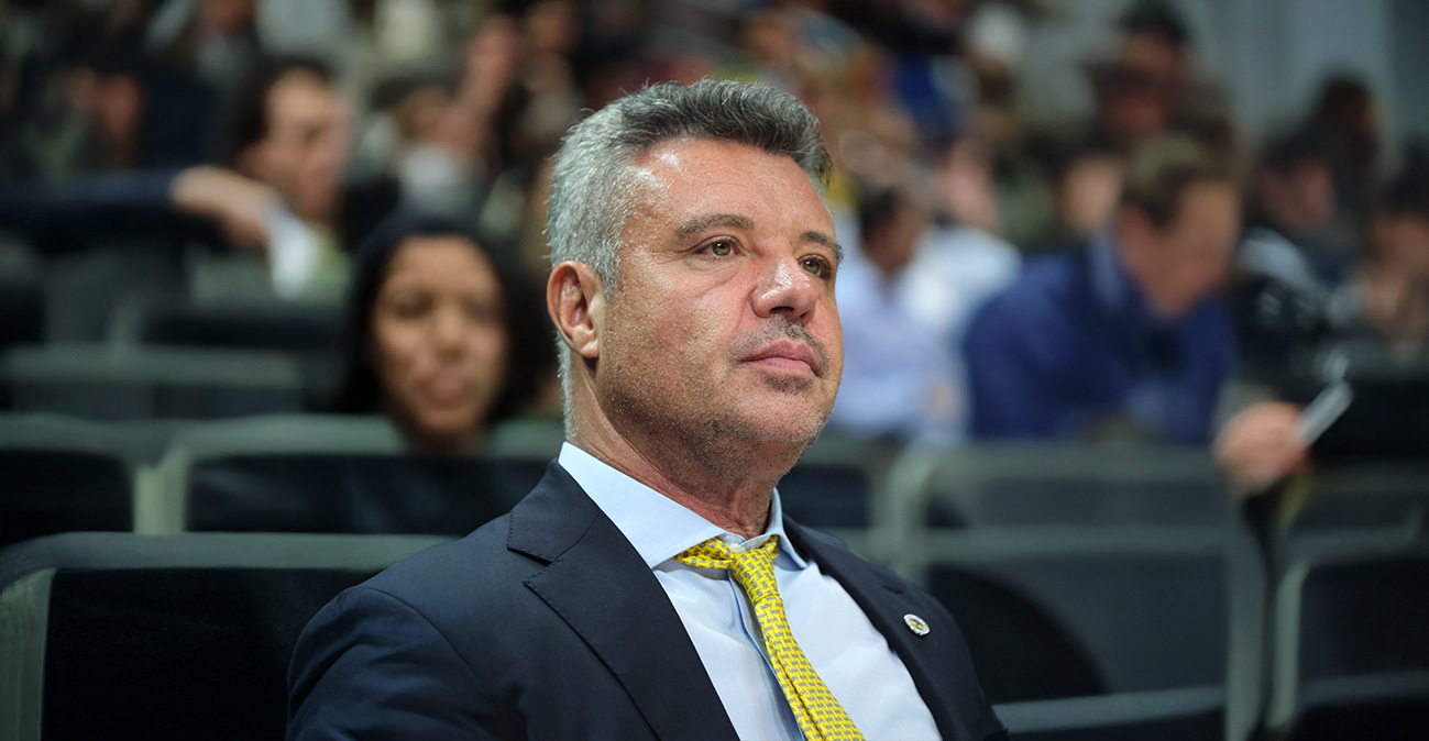 Συνελήφθη ο πρόεδρος της Φενερμπαχτσέ: Είναι μπλεγμένος σε υπόθεση ναρκωτικών, ανιχνεύθηκε κοκαΐνη σε δείγματα από τις τρίχες των μαλλιών του