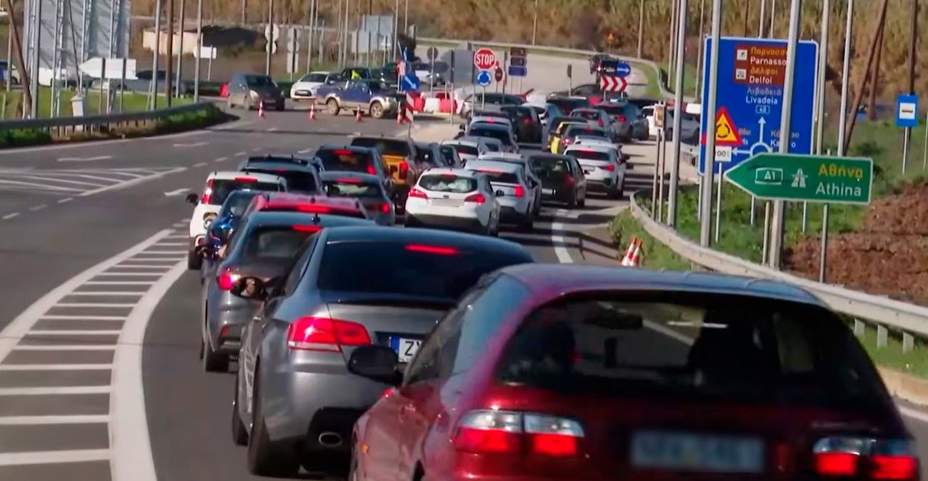 Ταλαιπωρία για τους οδηγούς στο Κάστρο Βοιωτίας από τα μπλόκα: Πού συνεχίζονται οι αγροτικές κινητοποιήσεις 
