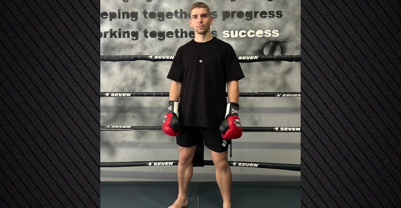 Δεν περίμεναν ότι θα κερδίσω και έχασαν την ψυχραιμία τους, λέει ο Έλληνας kickboxer που δέχτηκε άγρια επίθεση στη Σερβία