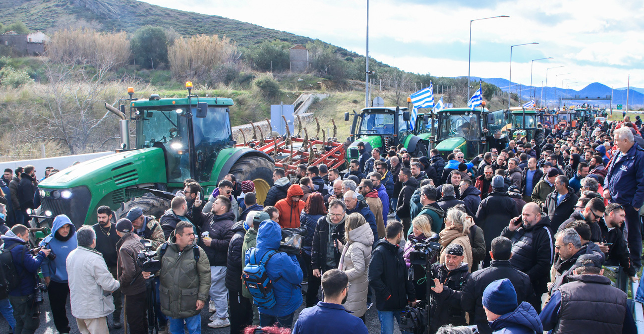Το παρασκήνιο της πρόσκλησης στους αγρότες για συνάντηση με τον Μητσοτάκη: Τα τηλεφωνήματα και η βαλβίδα εκτόνωσης
