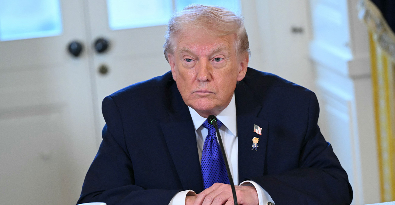 Έτοιμες οι ΗΠΑ να βοηθήσουν τους Ιρανούς λέει ο Τραμπ, σενάρια αεροπορικής επίθεσης συζήτησαν αξιωματούχοι